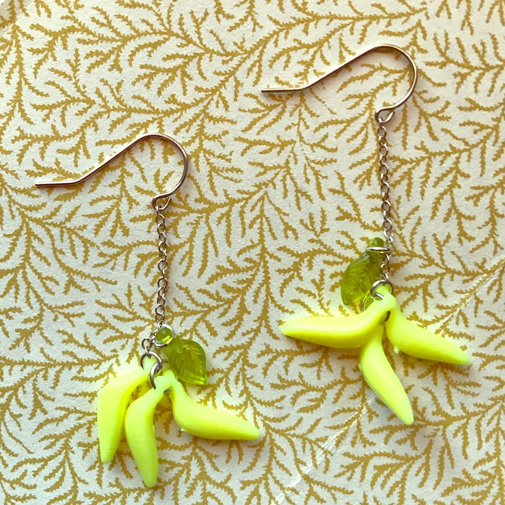 Vintage Banana Fruit Bead Silver Earrings
